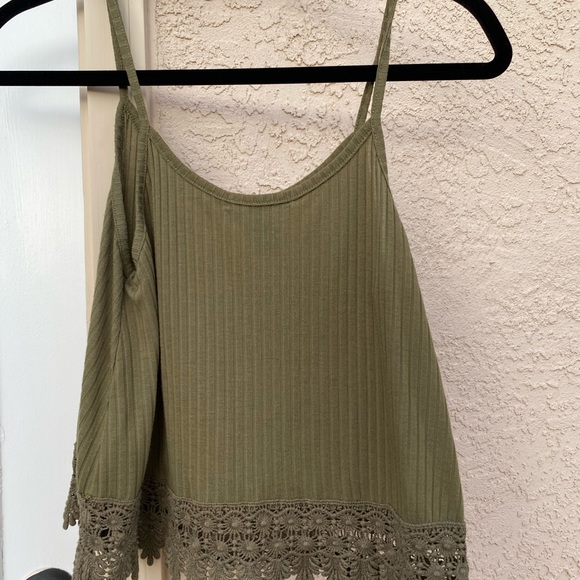 Forever 21 tank - Picture 3 of 3